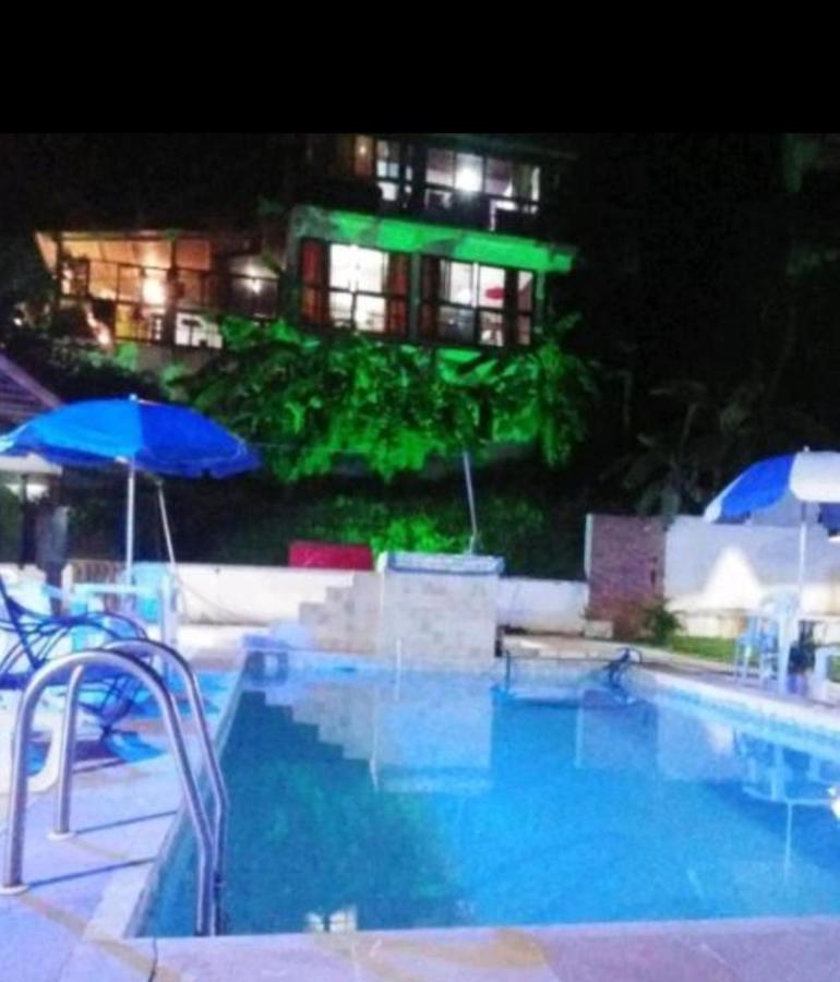Hospedaria Divina Adega Konuk evi Cabo Frio Dış mekan fotoğraf